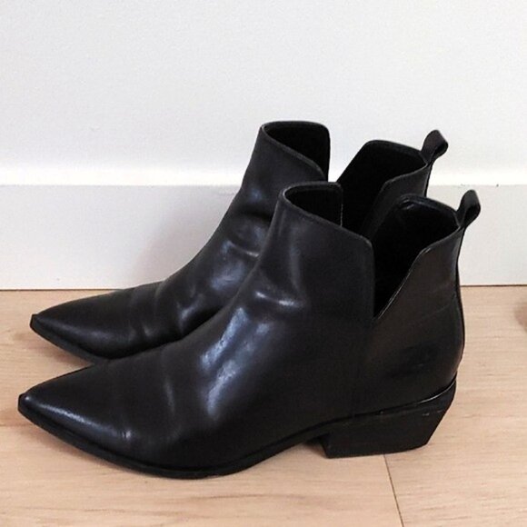 Nine West Yerly Black Leather Pointed Toe Boots (Sz 8.5) - Picture 3 of 3